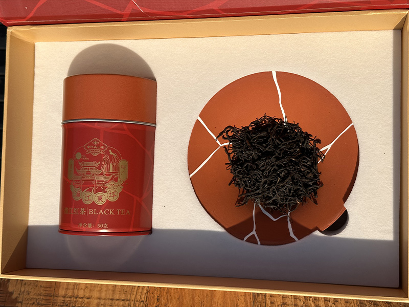 南川万年上山茶与器